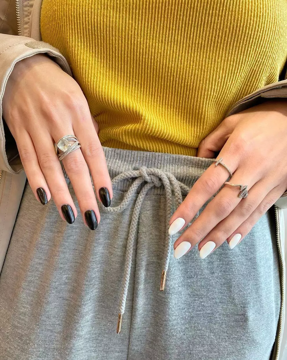Diseños de uñas: blanco y negro