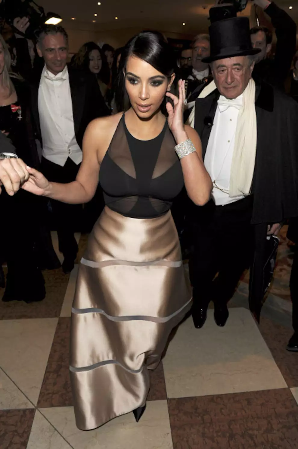 errores de estilismo de las famosas kim kardashian