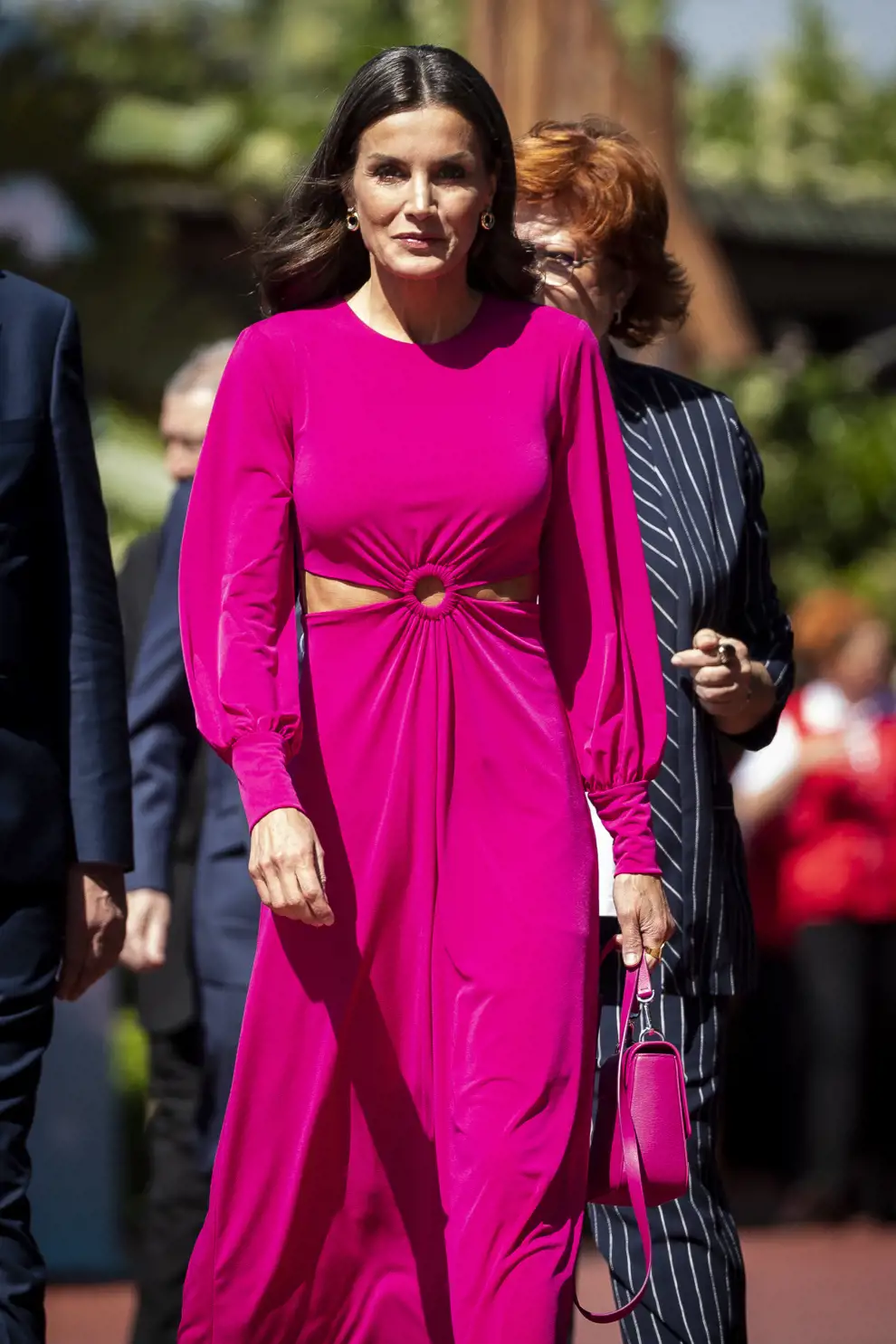 Todas las veces que la reina Letizia ha vestido 'low cost' y ha deslumbrado