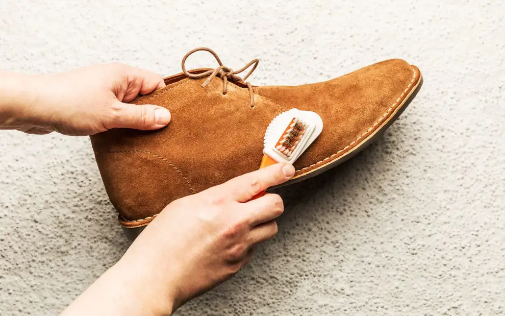 Cómo limpiar zapatos de ante sea cual sea el tipo de mancha