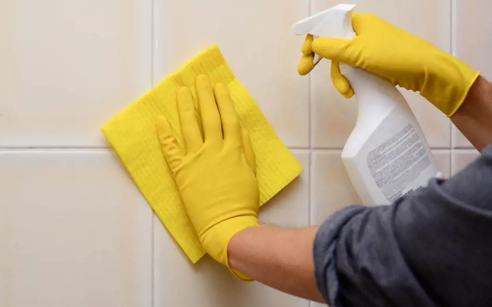 Cómo limpiar las juntas de los azulejos de las paredes sin esfuerzo