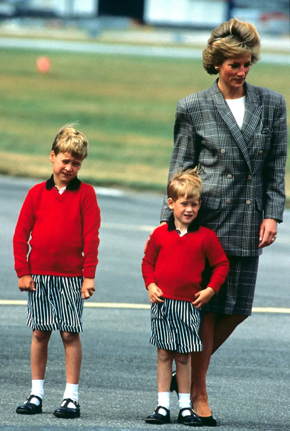 Escándalo real: la autobiografía del príncipe Harry que ha dinamitado la relación con su familia