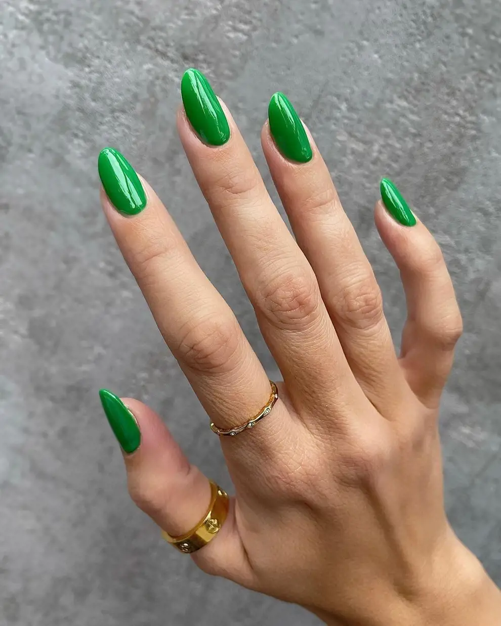 10 ideas de uñas verdes fáciles y casuales para la oficina  Mujer de 10