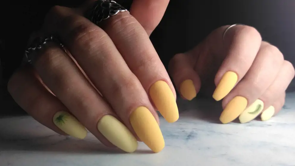 Uñas amarillo pastel: los diseños de uñas más alegres que son muy fáciles de copiar