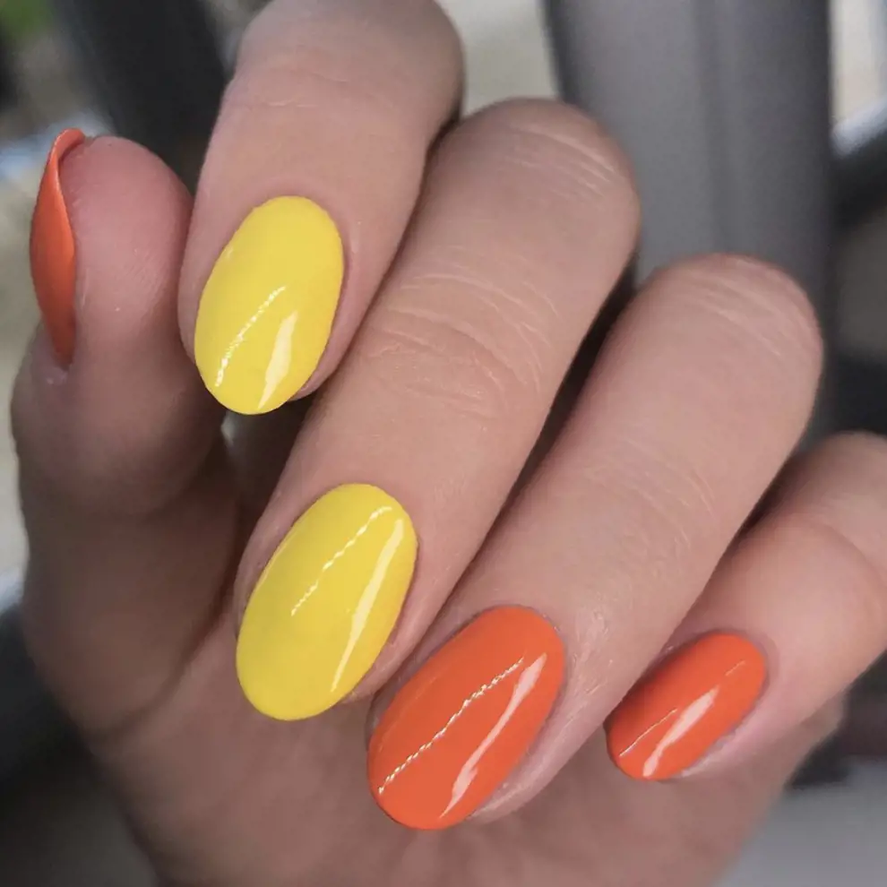 Uñas naranjas: diseños color vitamina que te subirán el ánimo de inmediato