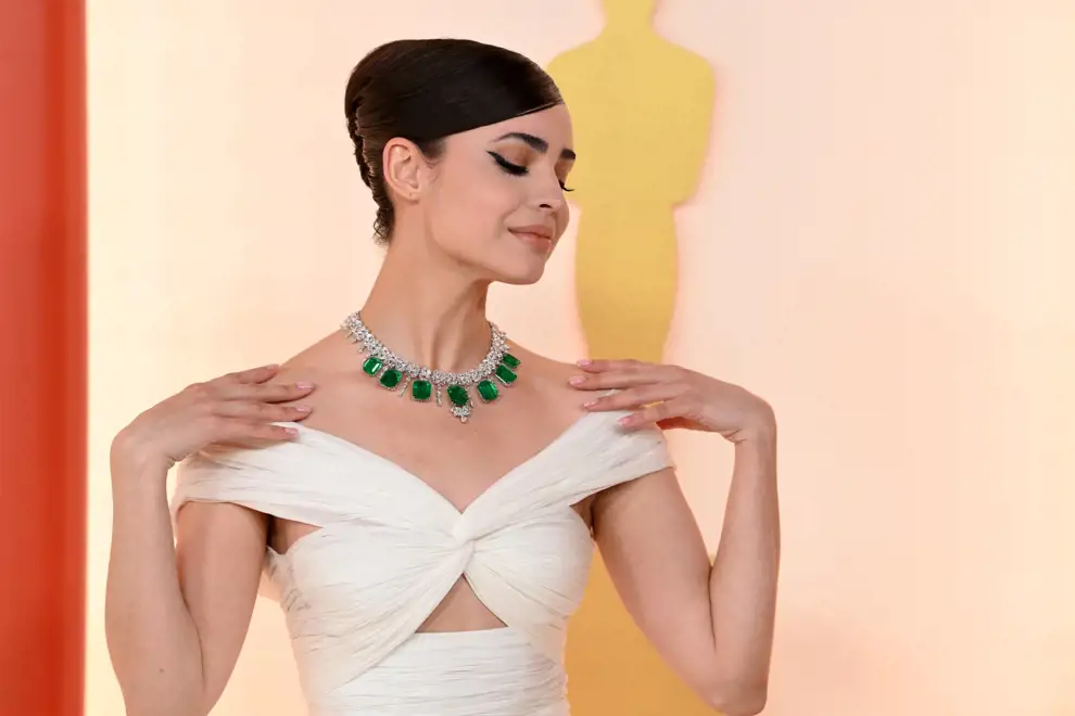 Los mejores peinados de los Premios Oscar 2023: de melenas al natural a recogidos sleek