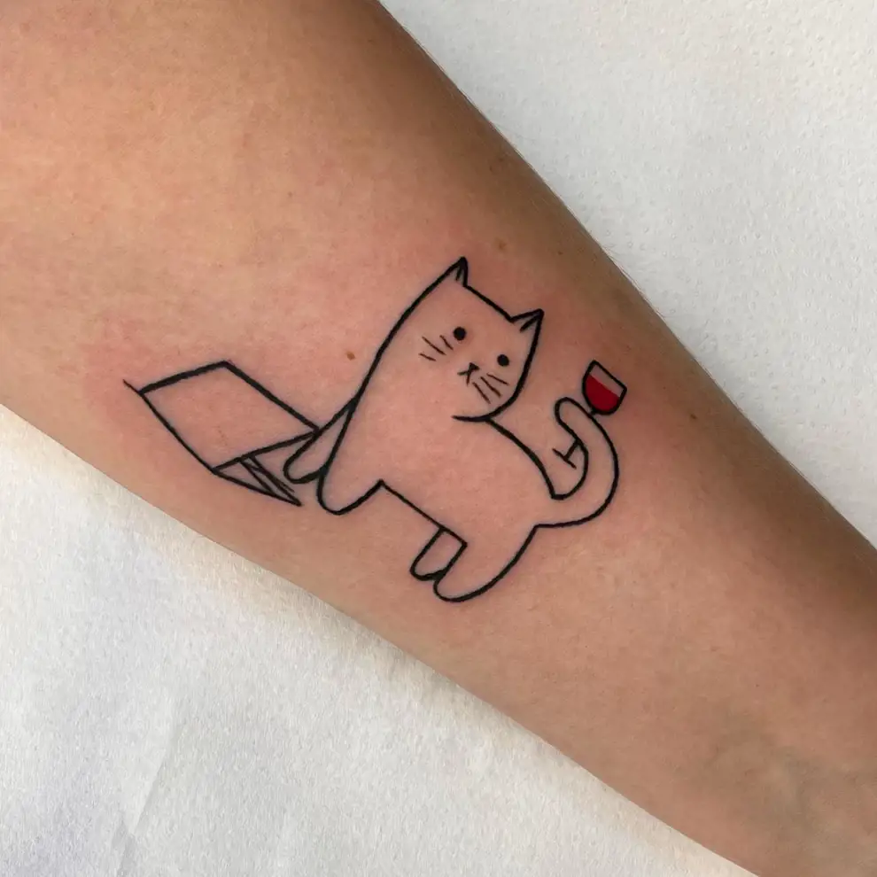 Tatuaje gato minimalista: con significado