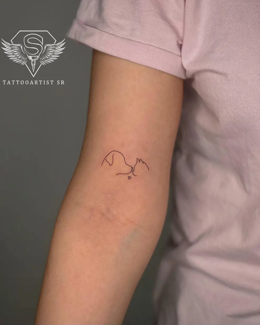 Tatuajes con significado pequeños: ¿amor imposible?