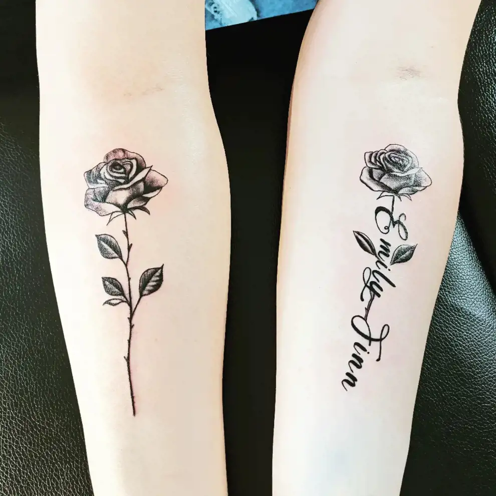 Tatuajes madre e hija: rosas