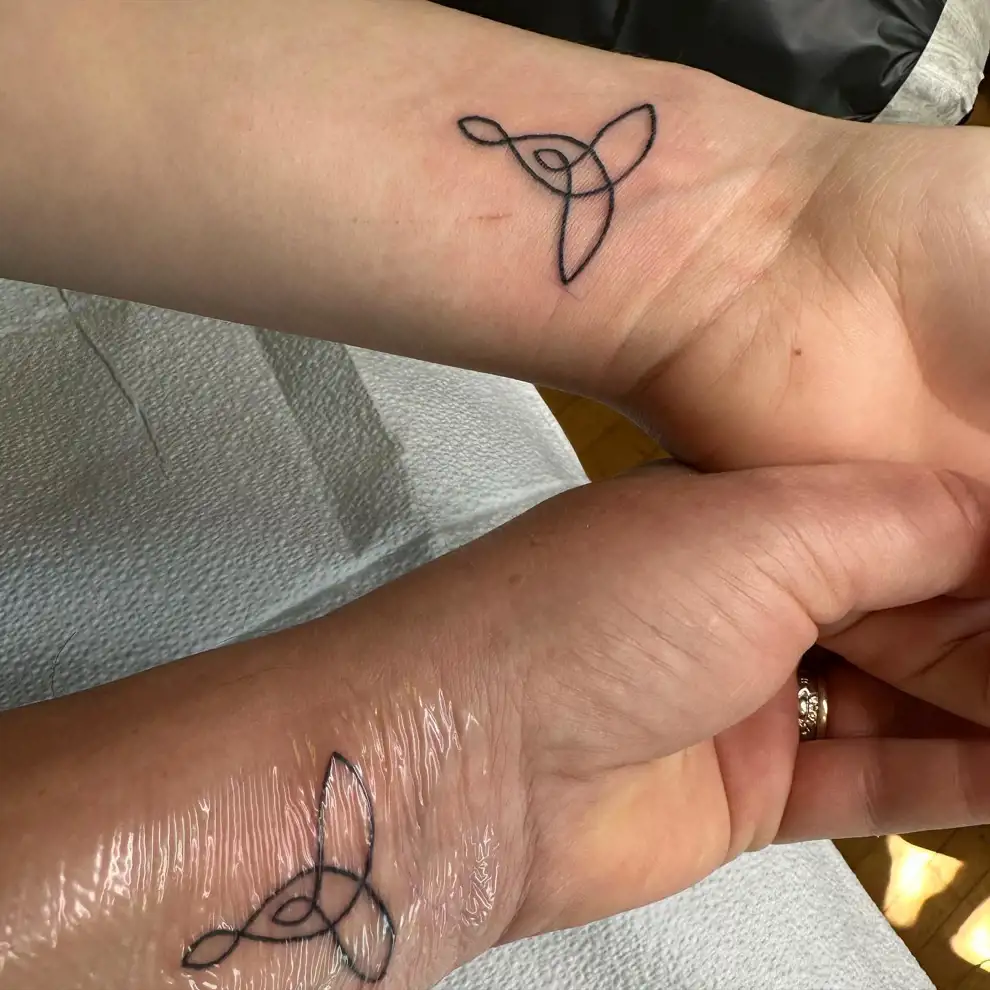Tatuajes de hijos con símbolos: nudo celta