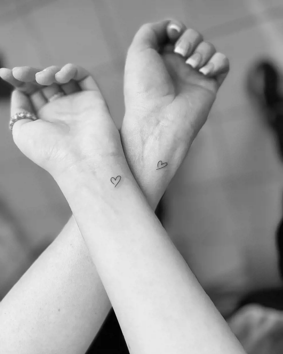 Tatuajes madre e hija: minicorazones