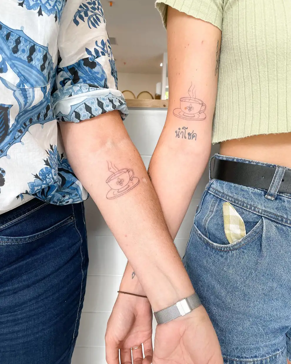Tatuajes madre e hija: tazas