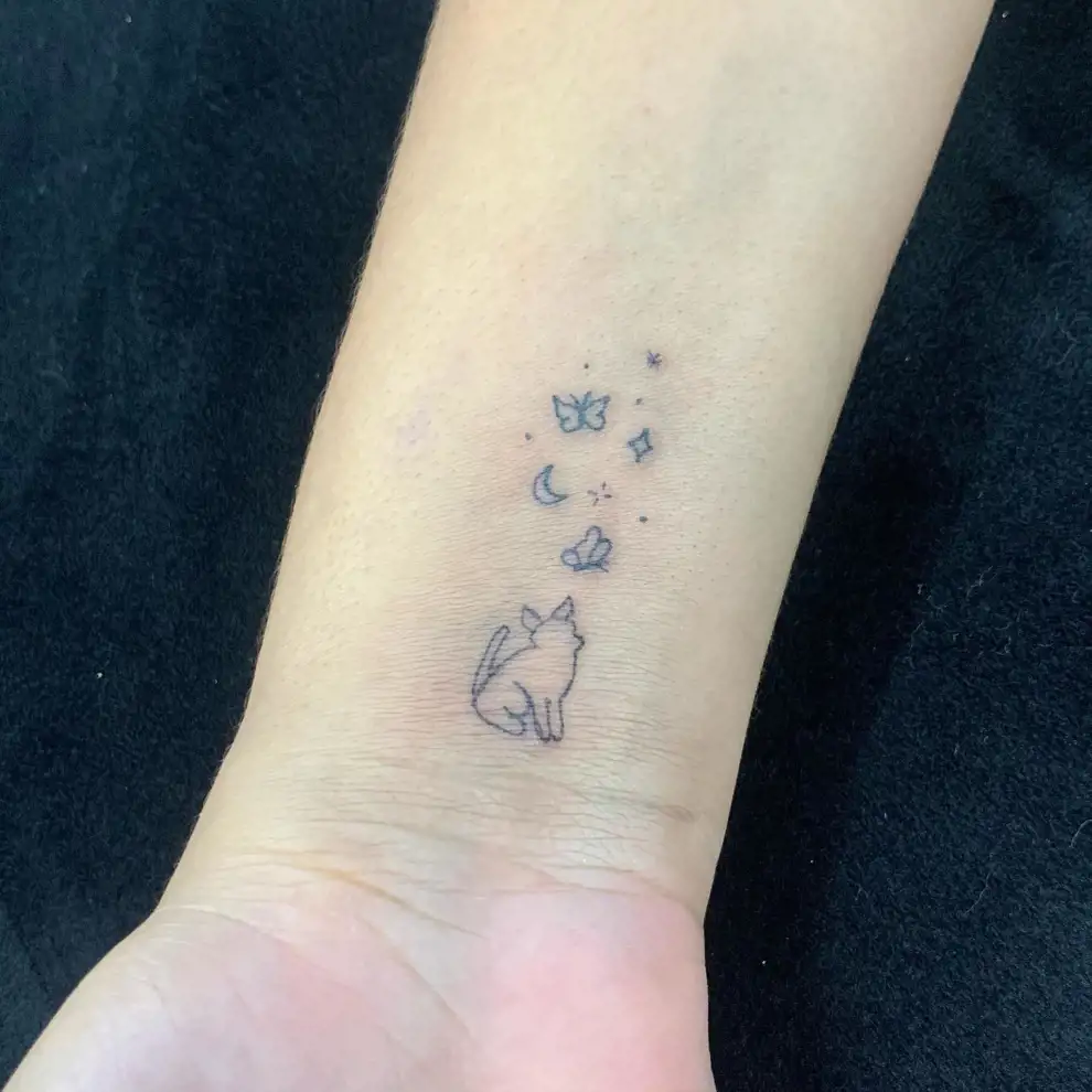 Tatuajes pequeños para mujer: mascotas