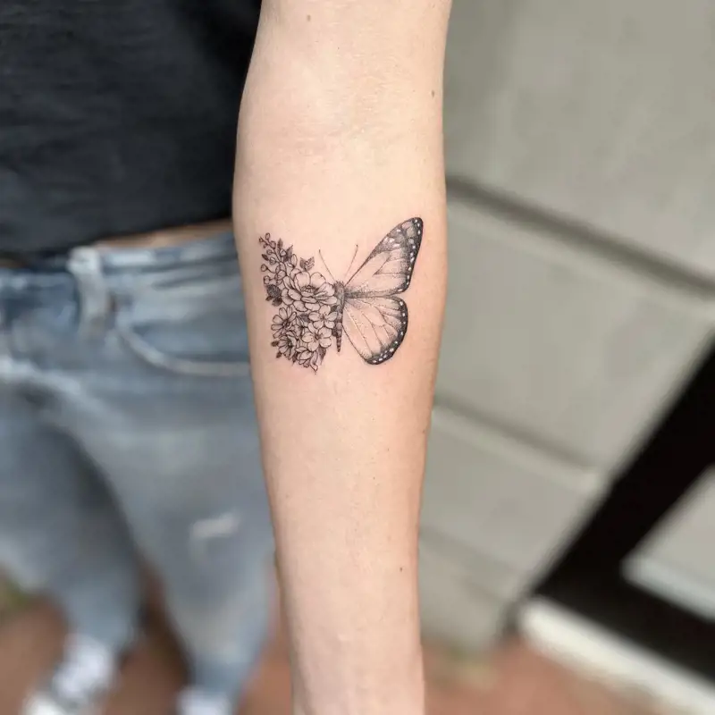 25 tatuajes de mariposa de mujer bonitos y su significado
