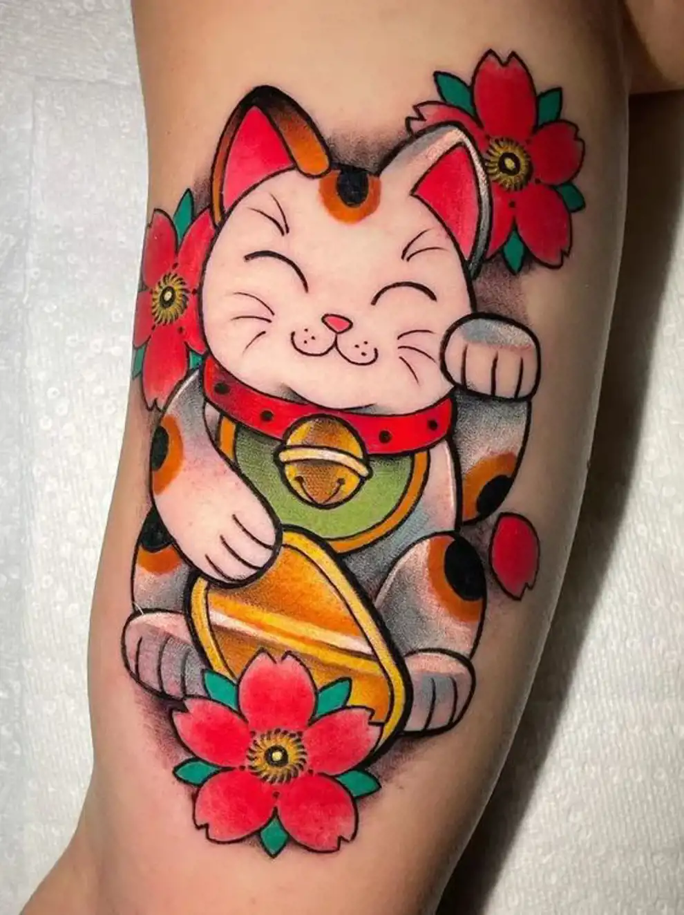 15 tatuajes de buena suerte y protección: maneki neko