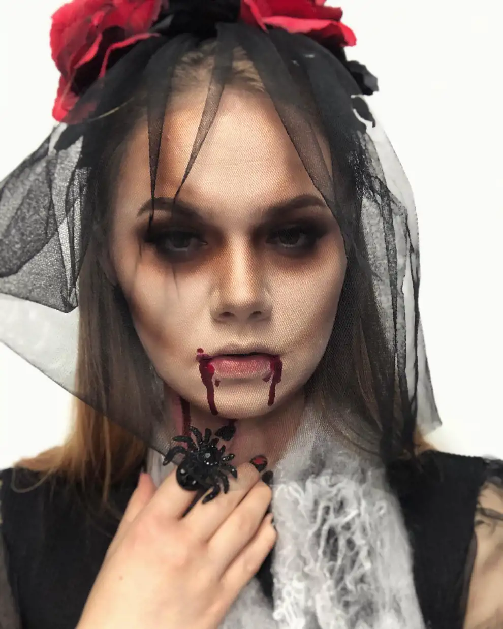 Maquillaje para Halloween: novia vampiro