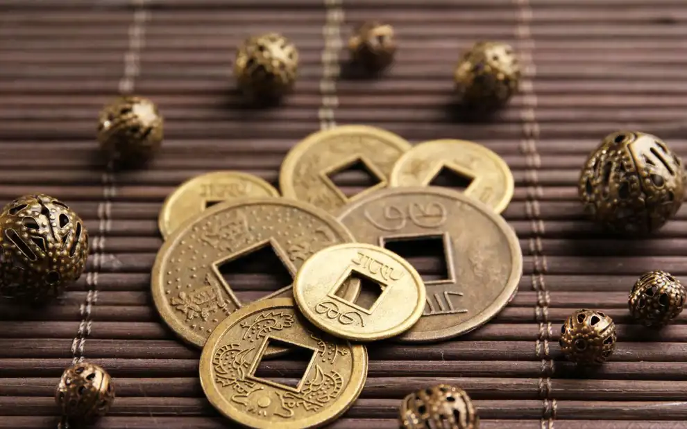Símbolos de la buena suerte: monedas de Feng Shui