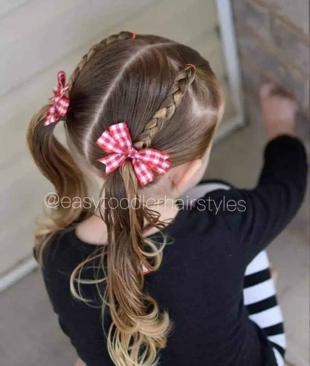 Peinados para niñas: dos coletas con trencitas