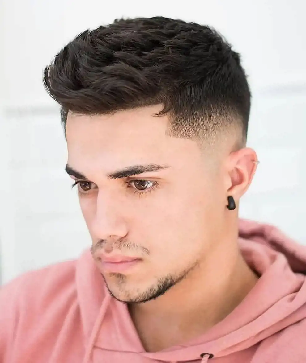 5 cortes de cabelo masculino para 2019  Colores de cabello hombre, Cortes  de pelo hombre, Cortes de pelo varon