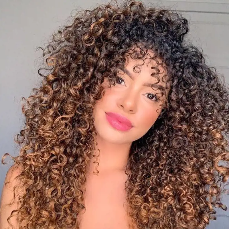 Curlyage: 10 tipos de mechas balayage para pelo rizado que iluminan el rostro y son tendencia en 2024