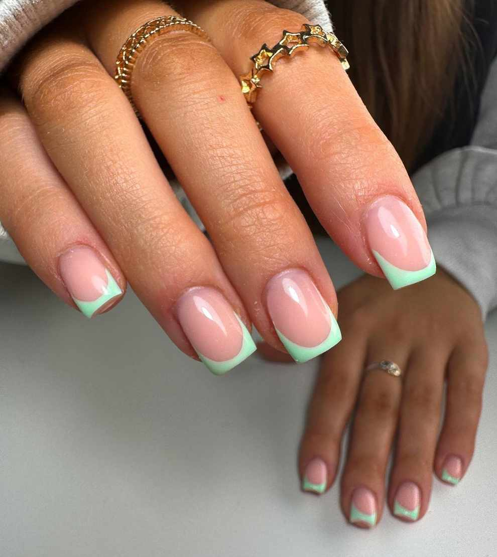 Milky mint nails