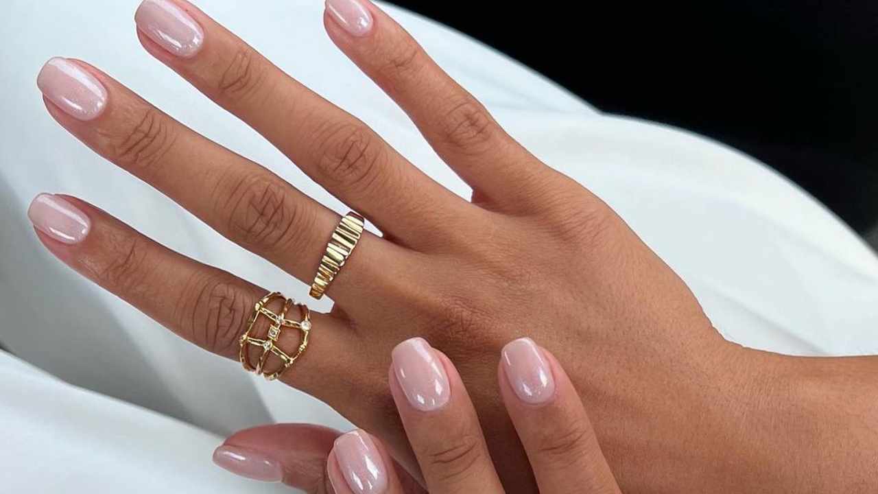 Uñas de invitada de boda: 15 ideas bonitas y elegantes con las que elevar cualquier look