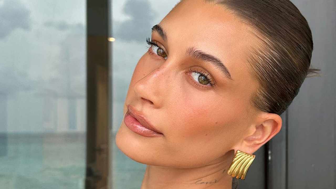 Latte makeup bronceado maquillaje Hailey Bieber