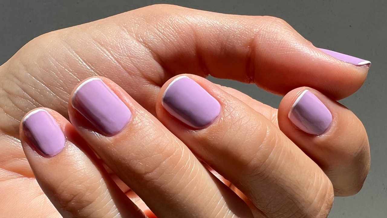 Ni negro, ni rojo: 7 colores en tendencia para Otoño/Invierno que alargan las uñas y rejuvenecen manos